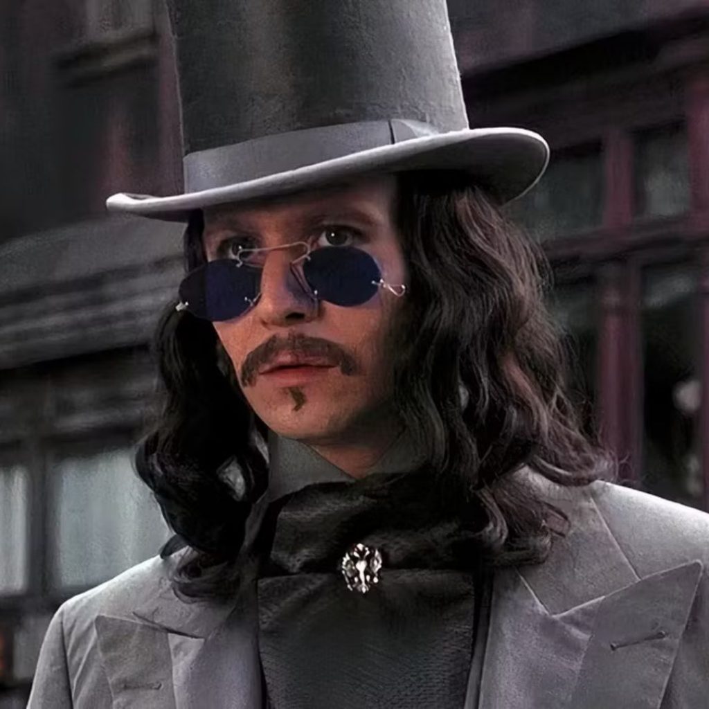 34 Years Later, Gary Oldman Reflects On Dracula Feud With
Francis Ford Coppola