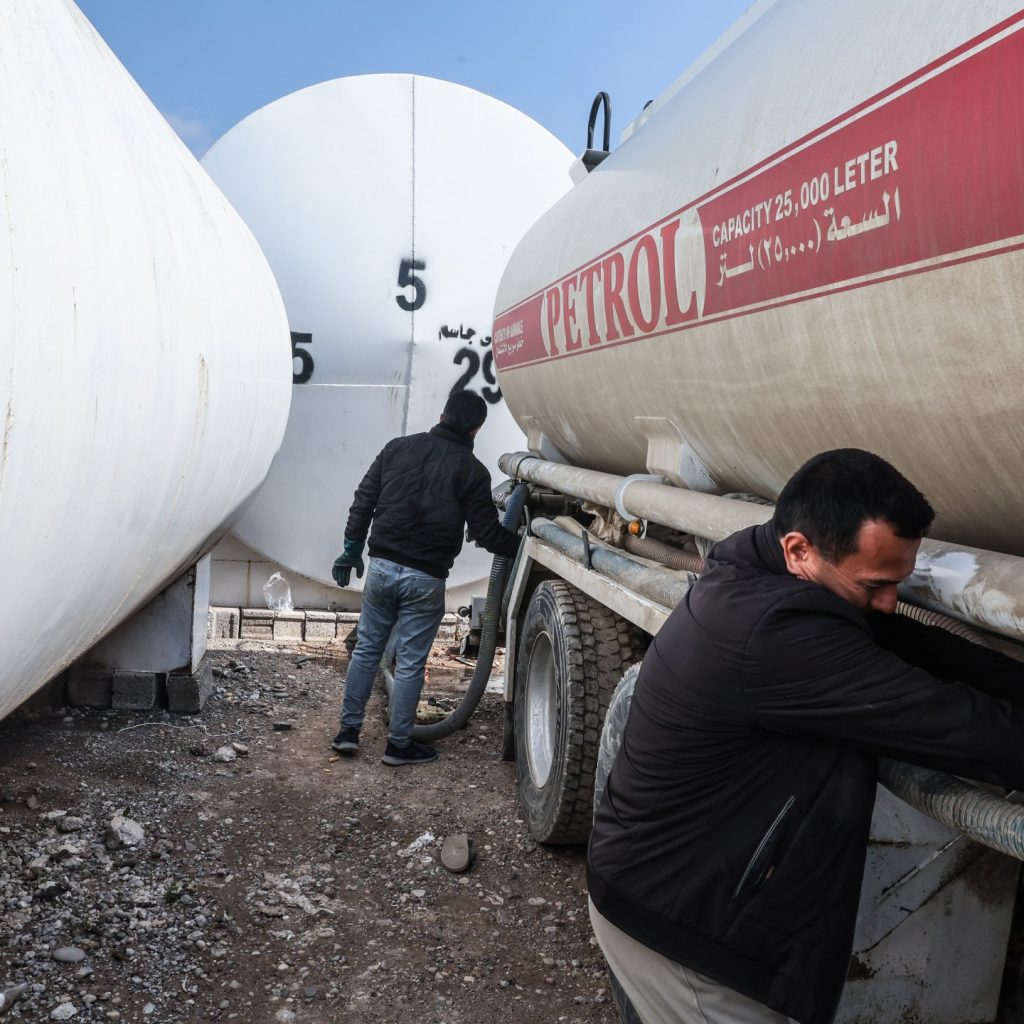 Iran war squeezes Iraq’s economy as oil revenues fall and
prices rise