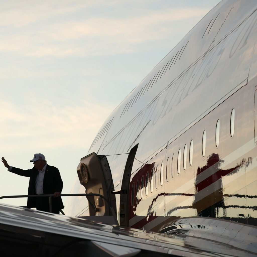 White House bars CNN from Air Force One for Trump’s upcoming
trip