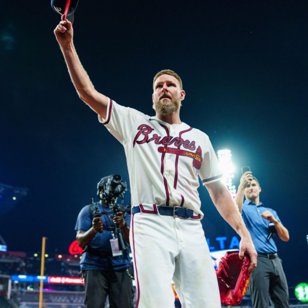 Braves stay loose and focused on Workout Day ahead of Wild
Card Series against Phillies
