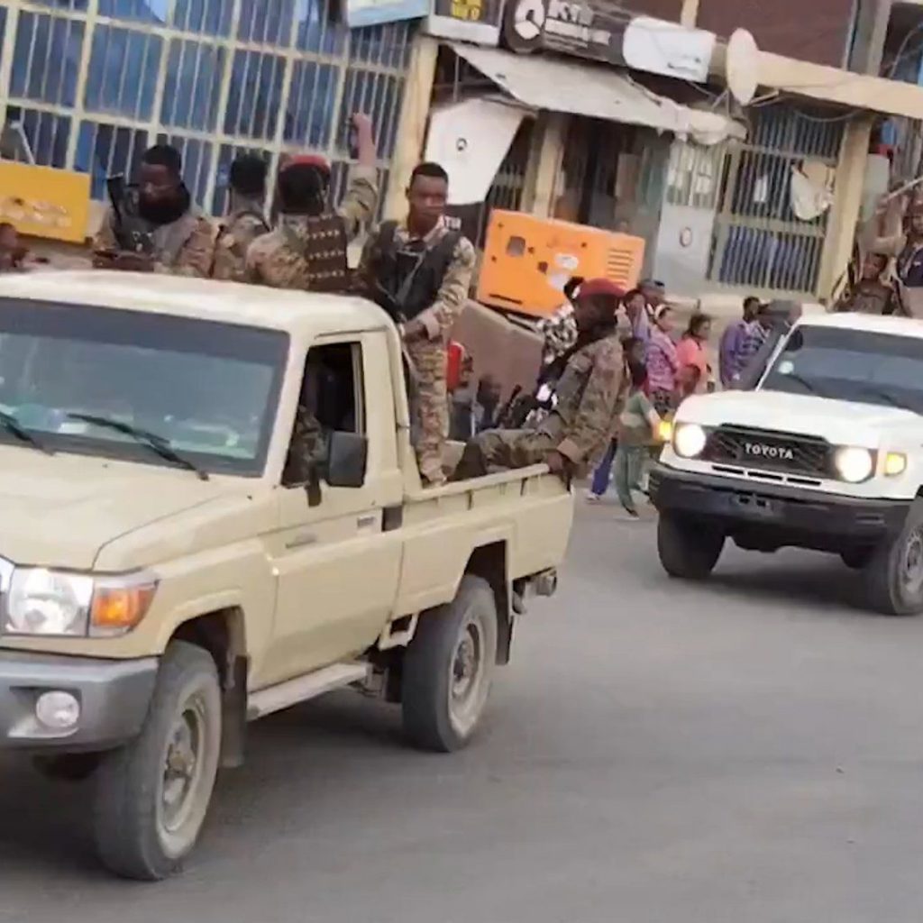 Ethiopian army reportedly recaptures strategic town as
fighting spreads