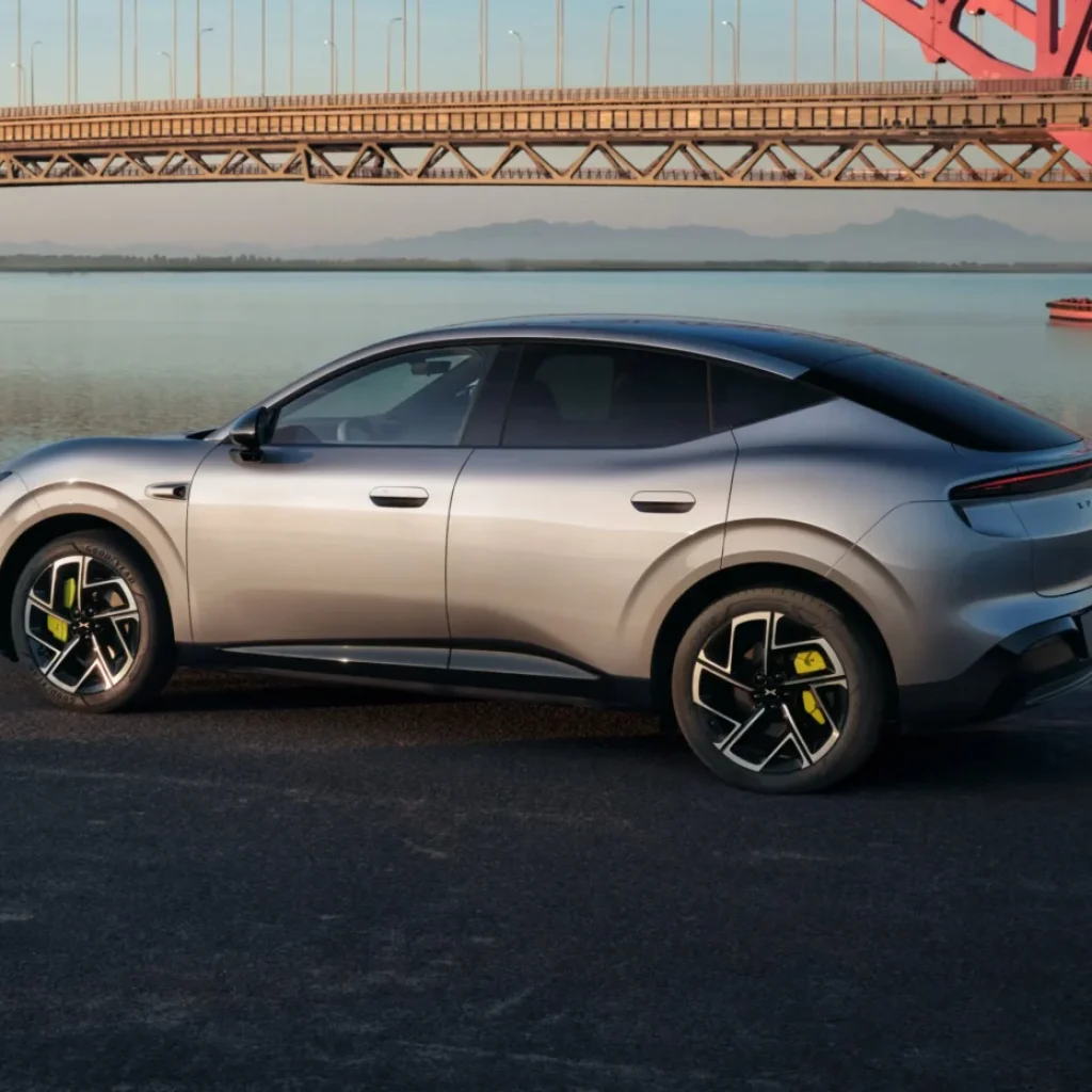This $41,900 Chinese SUV Goes 1017km On A Tank And A
Charge