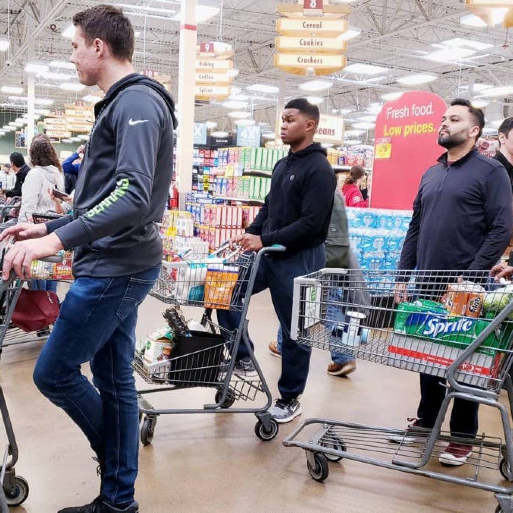 Kroger tests a significant change in store hours for customers