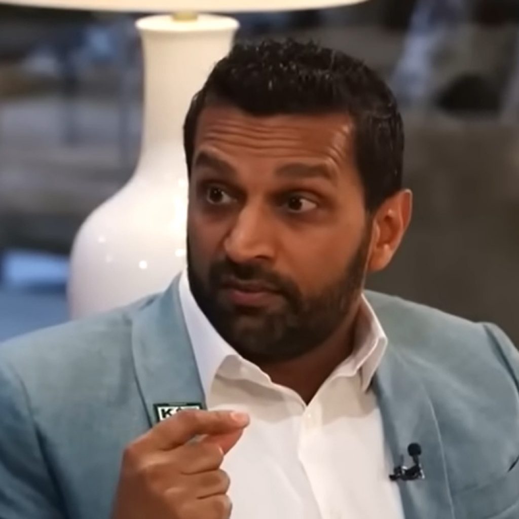 FBI’s Wannabe Frat Boy Kash Patel Caught Partying With
Suspected Russian Double Agent