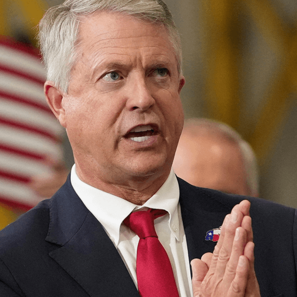 Ex-Trump official reveals what’s ‘different’ about the
heartland GOP revolt