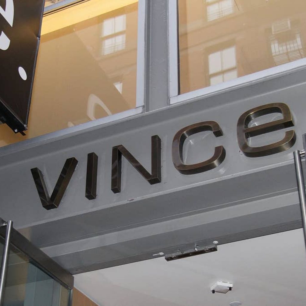 Popular mall retailer quietly closes 16 stores, then bets on Drake