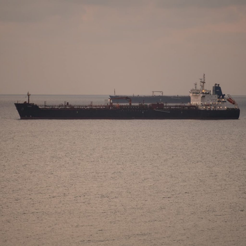 Oil gains as Middle East hostilities stoke supply
worries