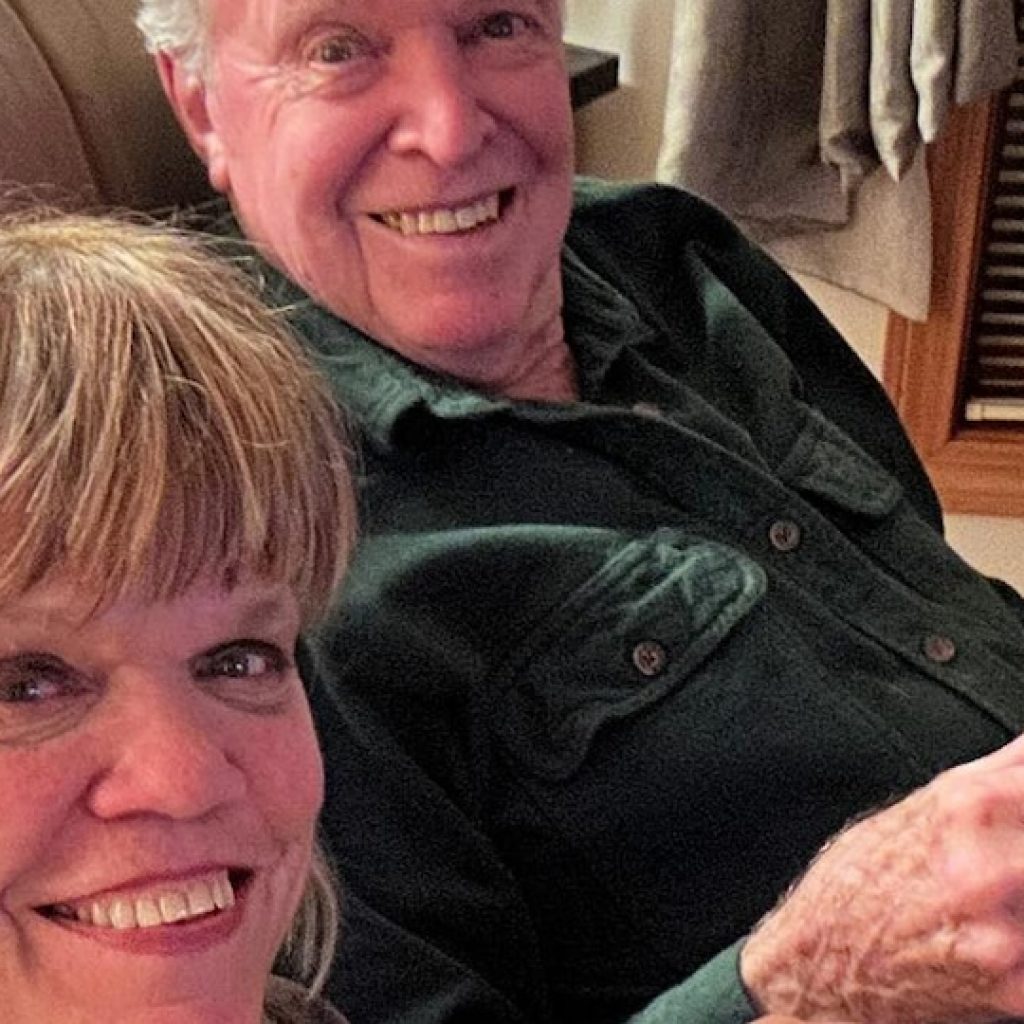 Little People, Big World Alum Amy Roloff’s Dad Gordon
Dead at 97