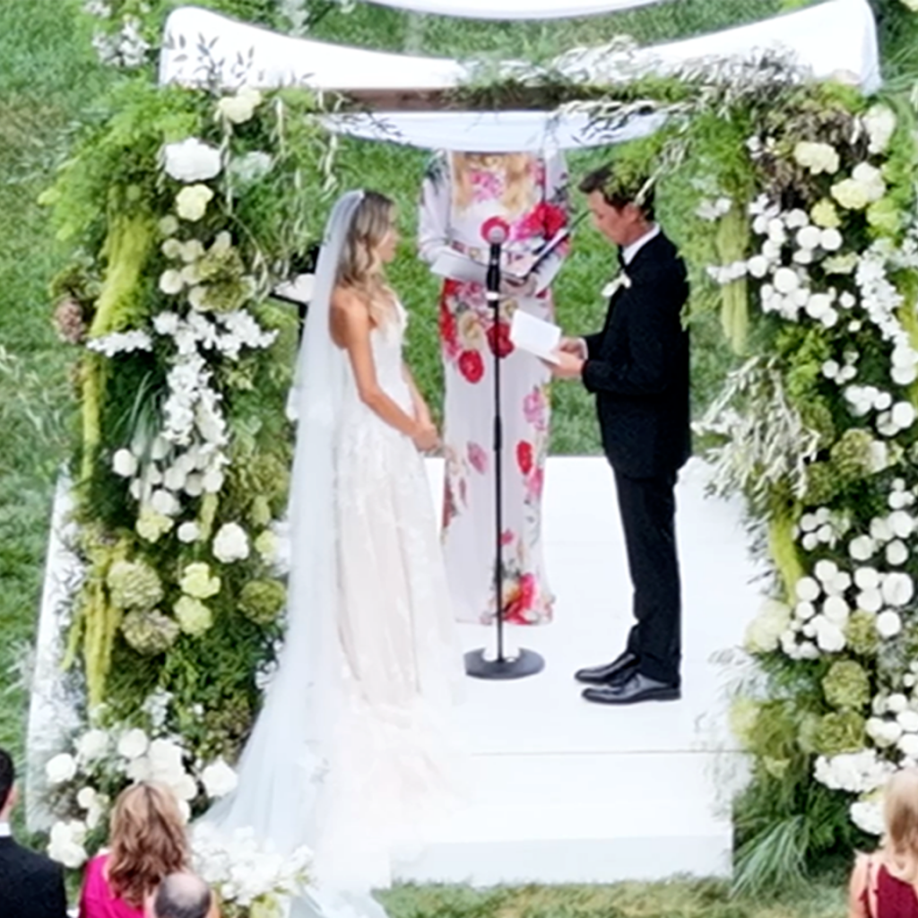 Rob Lowe’s Son Matthew Marries Emily Markus in Star-Studded
Wedding