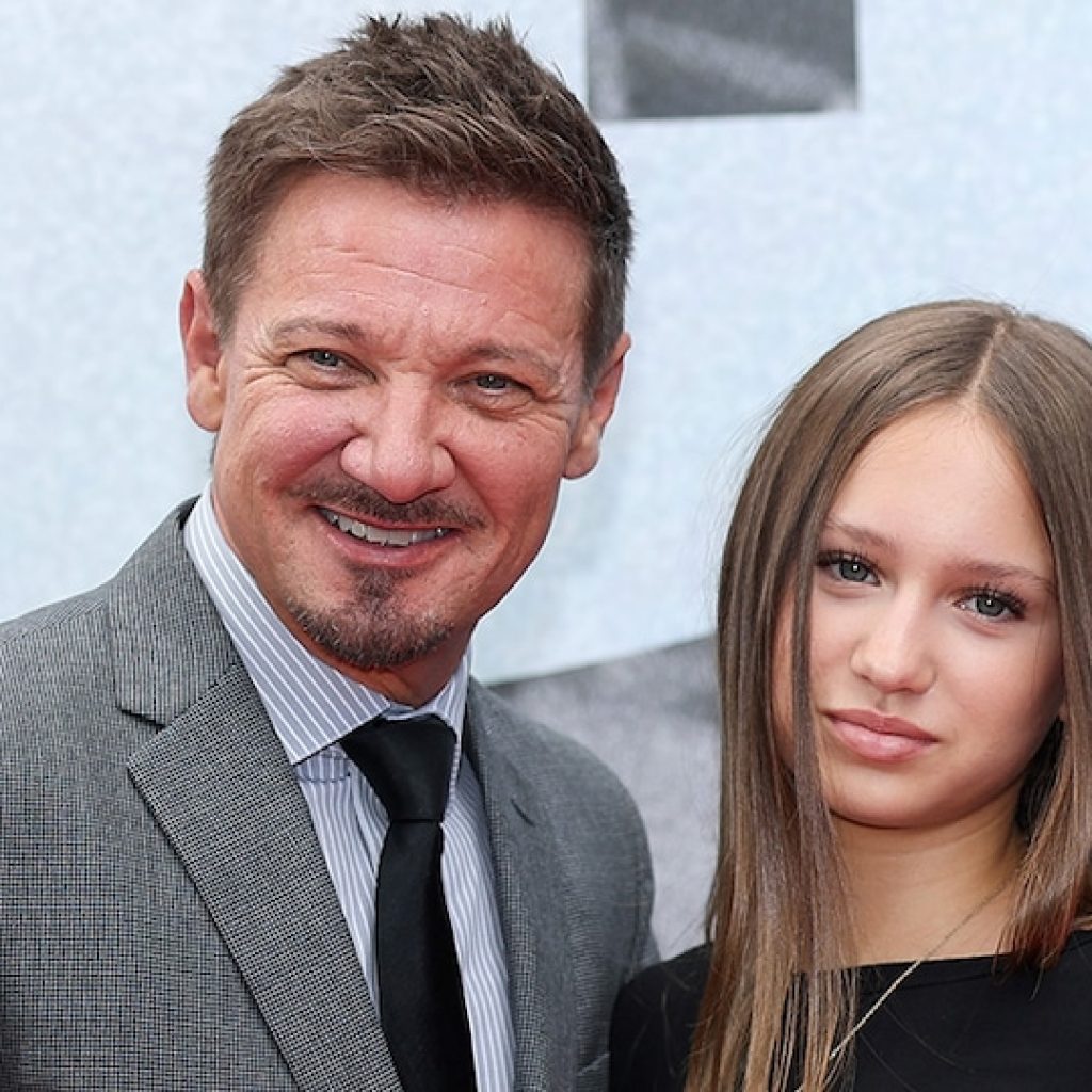 Jeremy Renner Has Rare Outing With Daughter Ava, 13, in
Rome