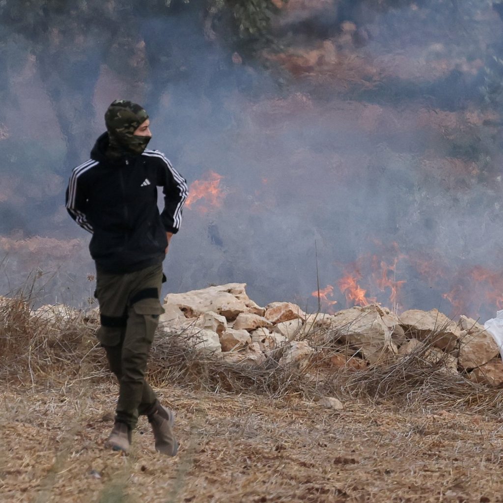 Palestine weekly: Israeli settlers attack journalist and
diplomats