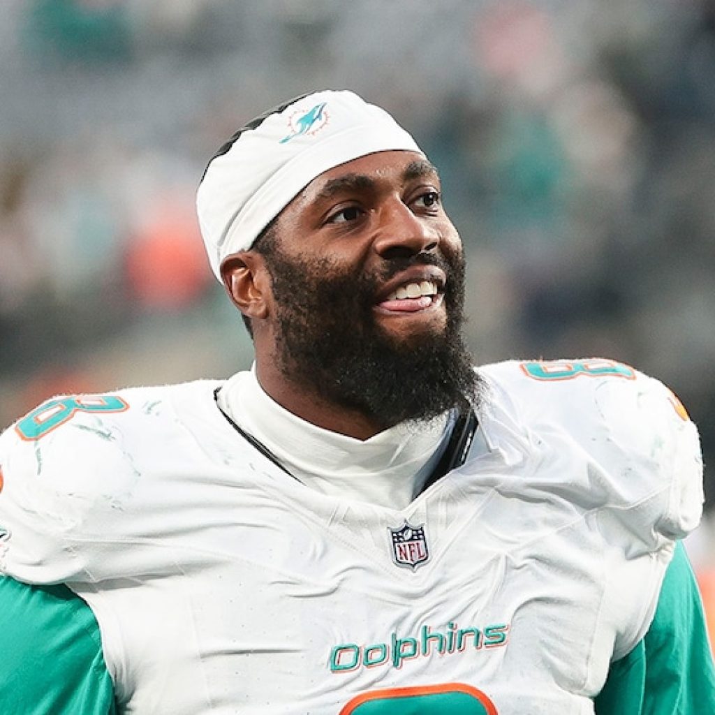 NFL’s Matthew Judon’s Ex Reveals She & His Pregnant
GF Live Together