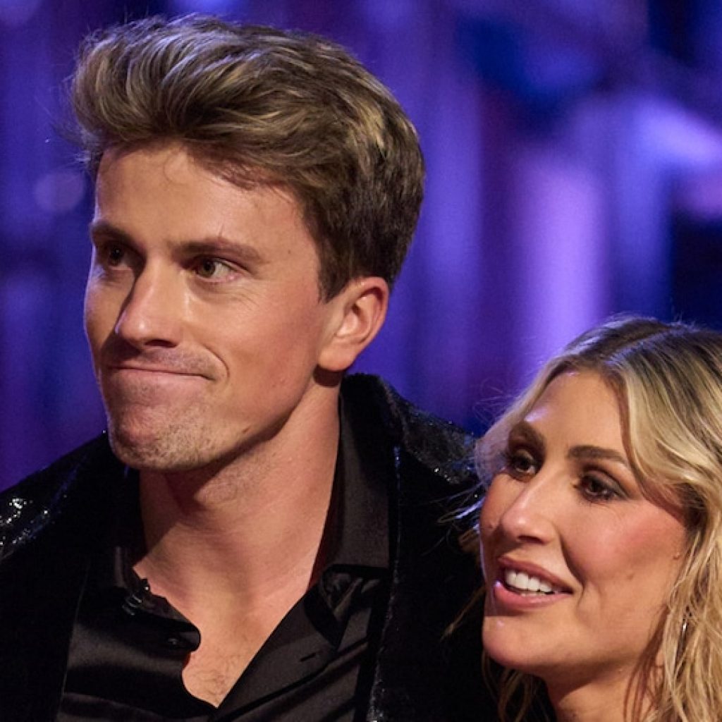 DWTS’ Emma Slater Details Reason Behind Bizarre Move During
Waltz