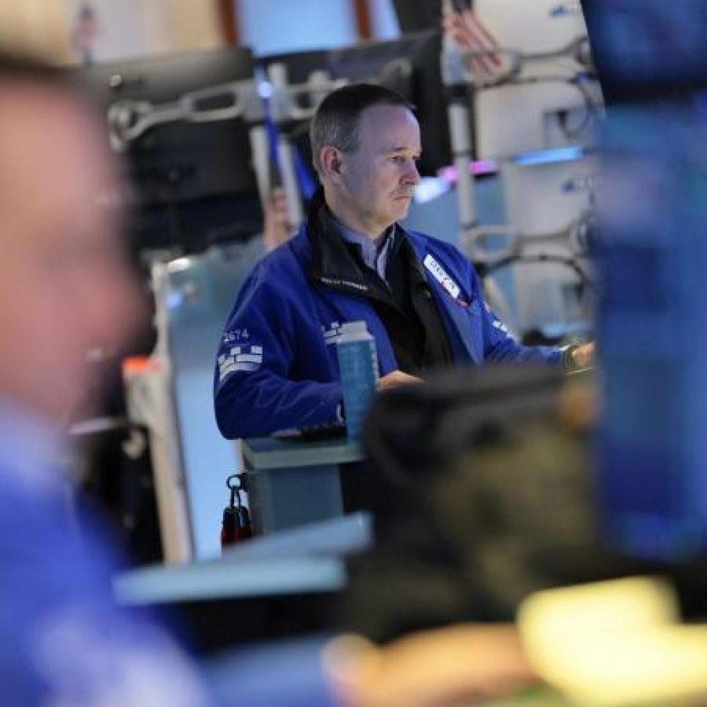 Wall Street analysts urge investors to buy crypto stocks
after $6.3 billion Binance hack