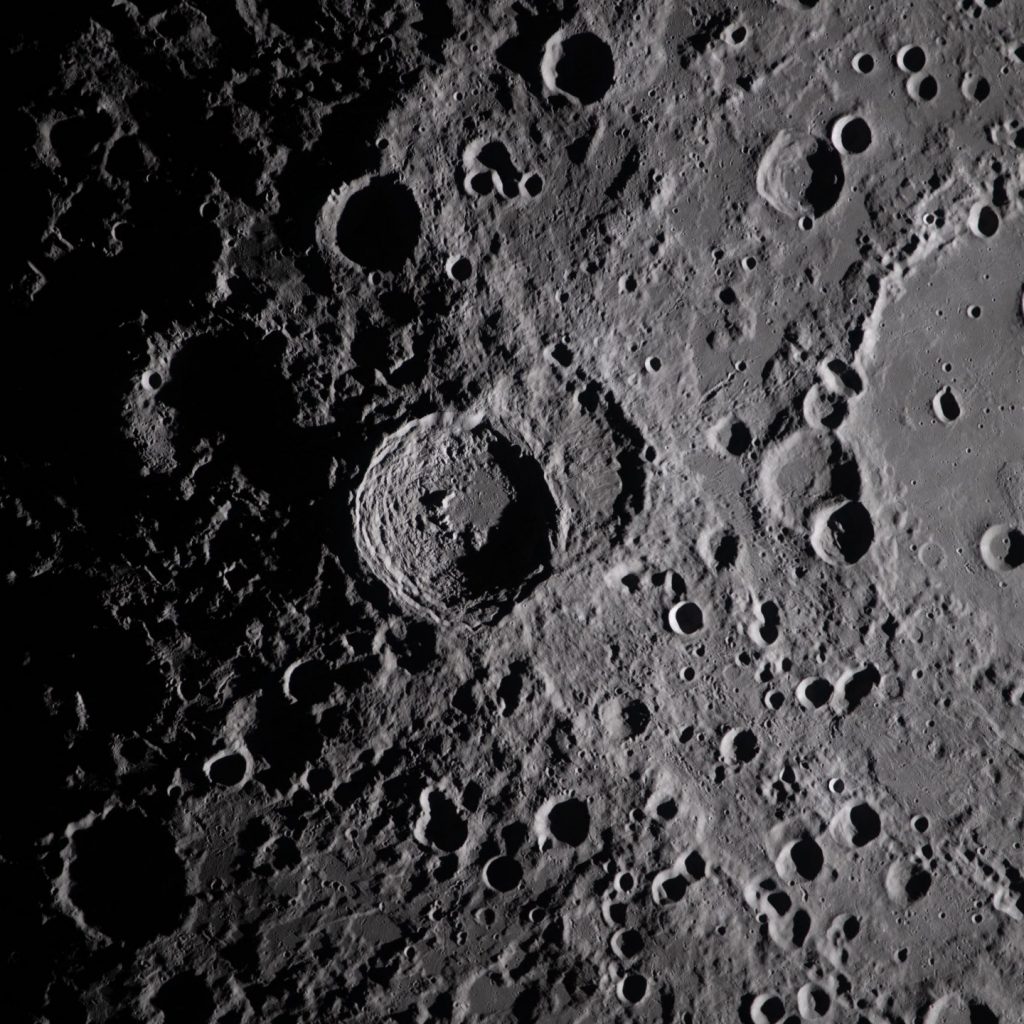 Why are US, Russia and China racing to put nuclear reactors
on the moon?