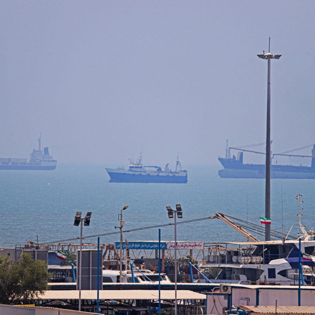 Iran war live: US warns peace deal with Tehran is extremely
difficult