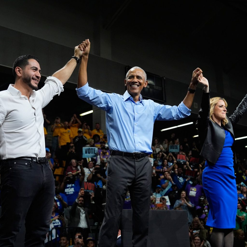 Obama’s Ohio, Michigan speeches: Key takeaways on Trump,
Iran war, midterms