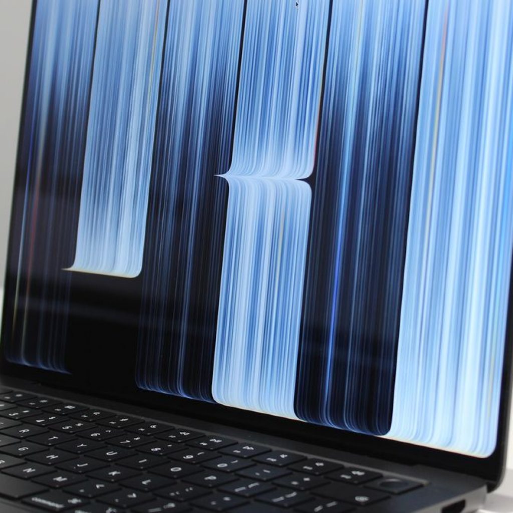 The 2,000-Nit OLED in Apple’s New MacBook Is a Big
Deal