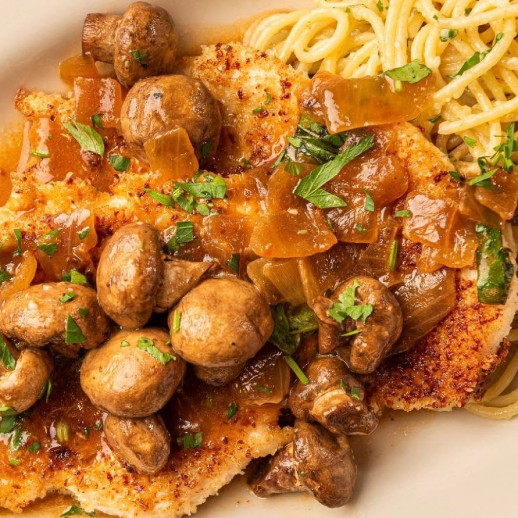 5 Restaurant Chains With the Best Chicken Marsala and Mashed Potatoes, According to Chefs