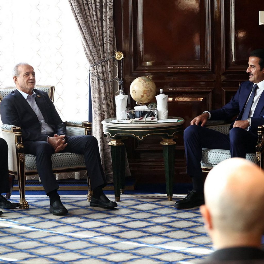 Iranian and Qatari leaders meet at Russian energy
forum