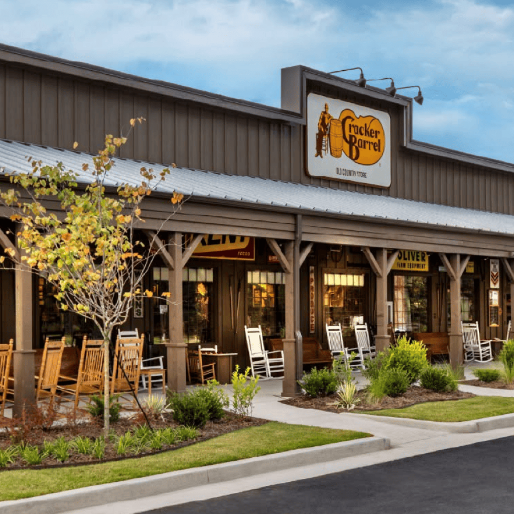 5 Restaurant Chains With the Best Smothered Pork Chops, According to Diners