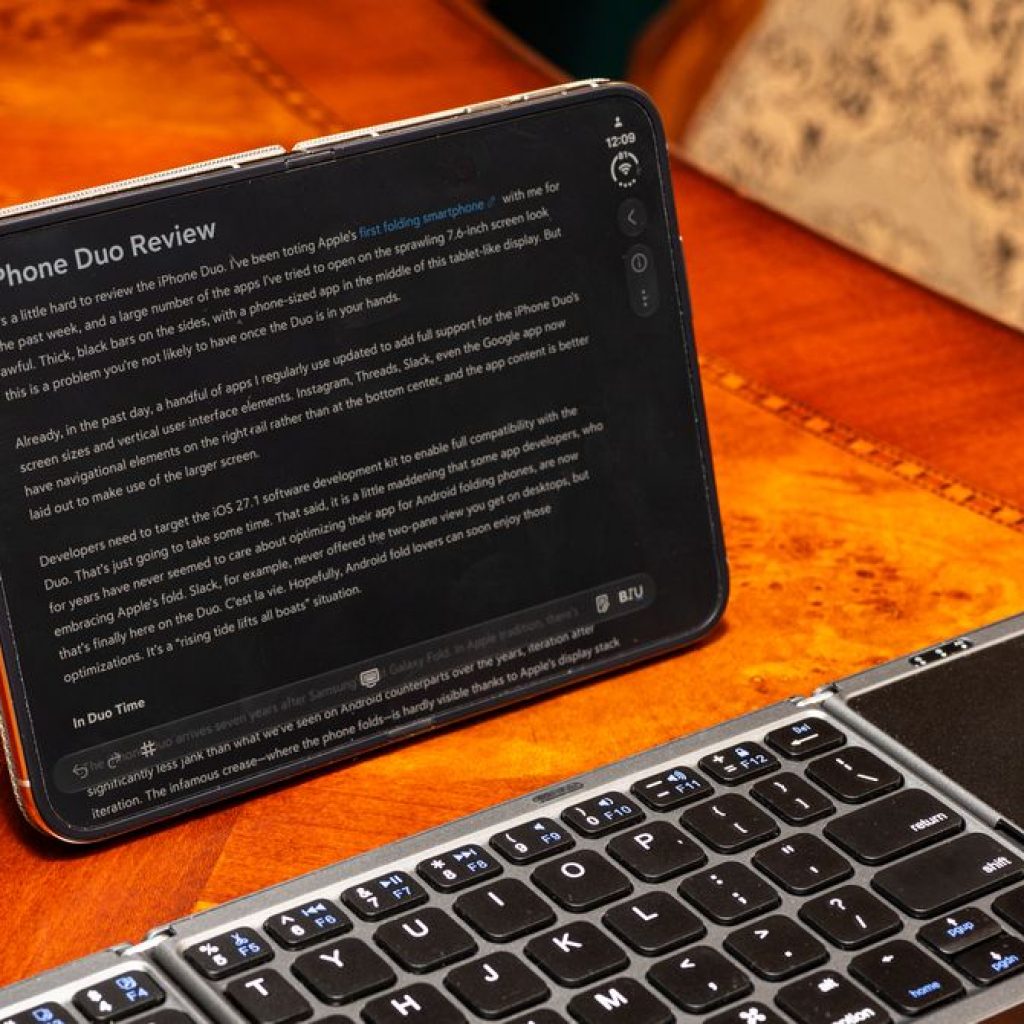 I Worked for a Whole Day Using Only the iPhone Duo. Here’s
How It Went
