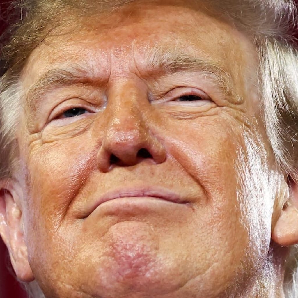 GOP Rebel Hits Trump With ‘Treason’ Accusation Over
Putin