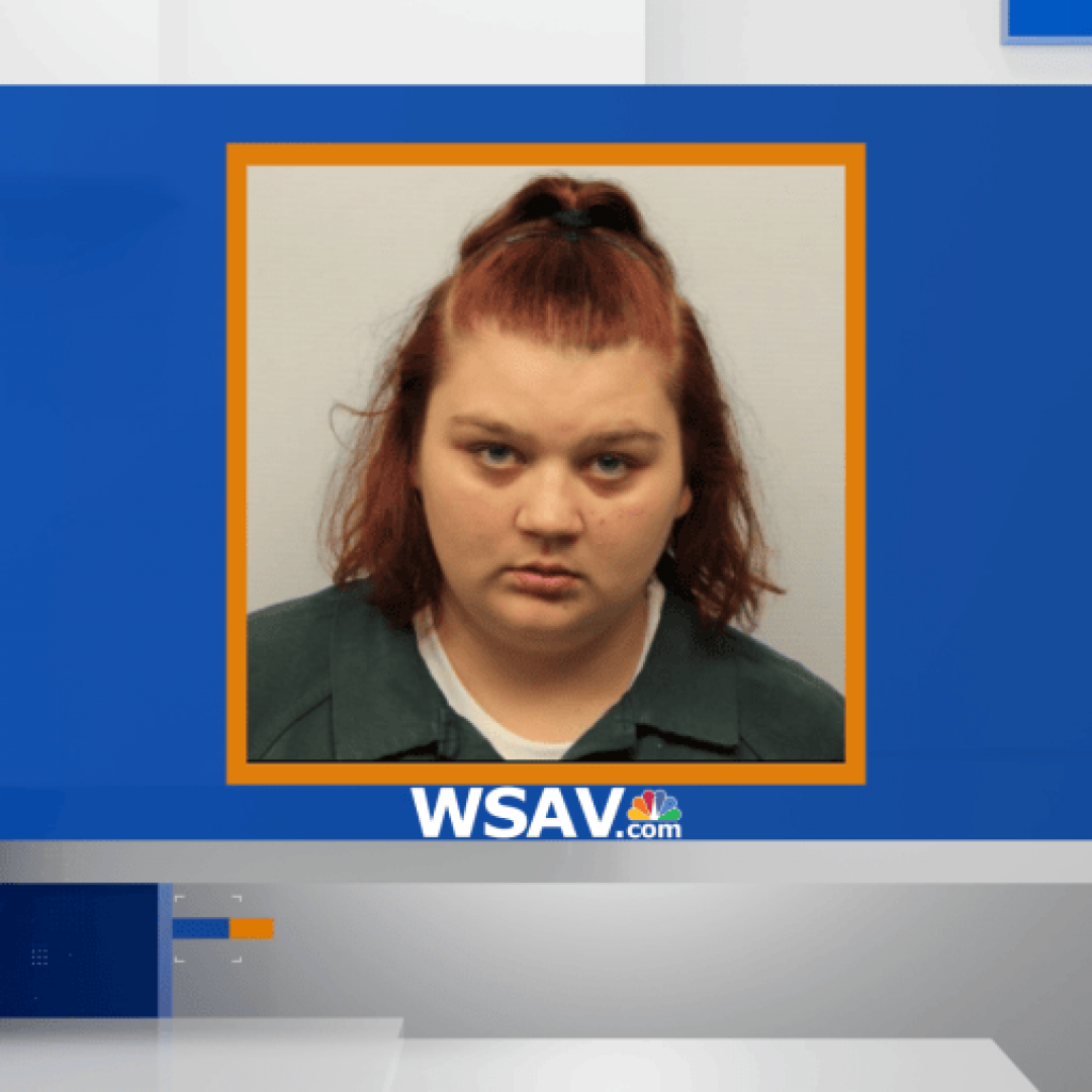 Gas station employee arrested for allegedly accepting cash
for free diesel fuel