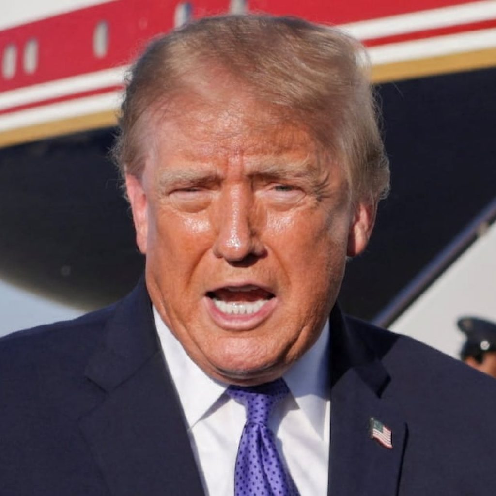 Trump Grilled on Mystery WH Goon Dragged Into Golf
Tantrum