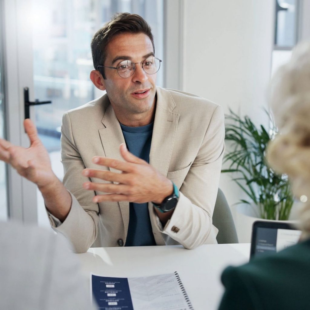 9 Questions to Ask a Financial Adviser (and Best Answers)