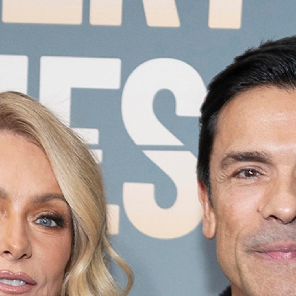 Mark Consuelos and Kelly Ripa Reveal How Jay-Z Made Them
Cool Parents