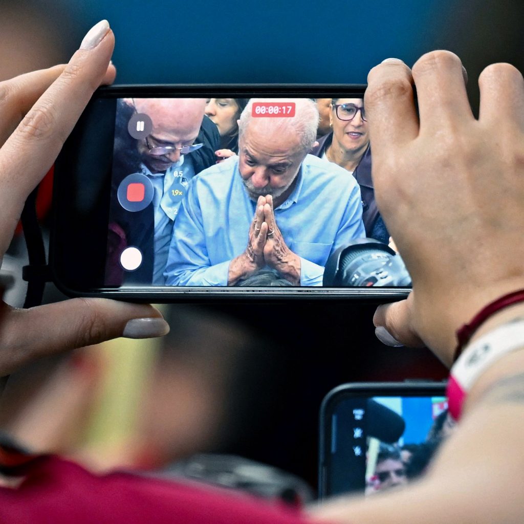 Meta employees say Lula’s accounts restricted in Brazil
election: Report