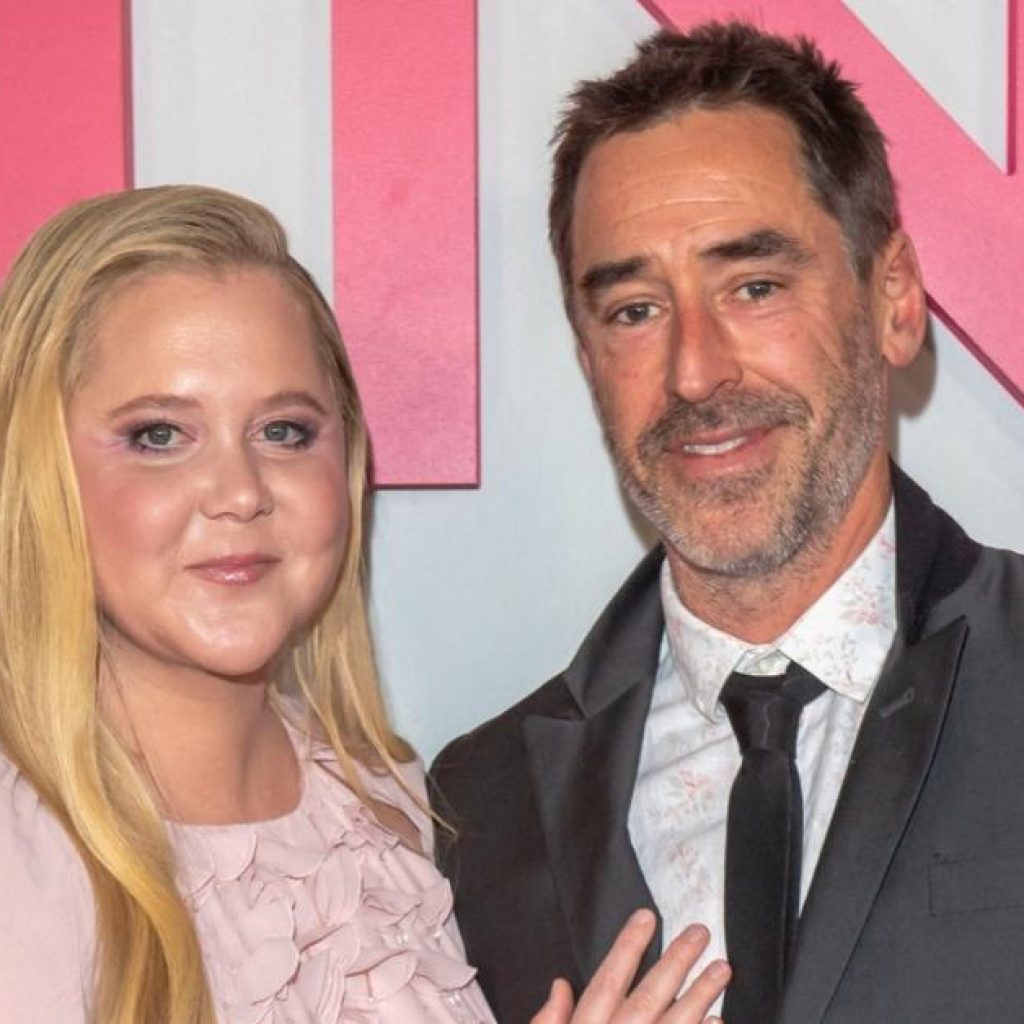 Amy Schumer, 45, and Chef Chris Fischer Finalize Their
Divorce in New York — After Actress Claimed Split Had Nothing to Do
With Drastic Weight Loss or Autism