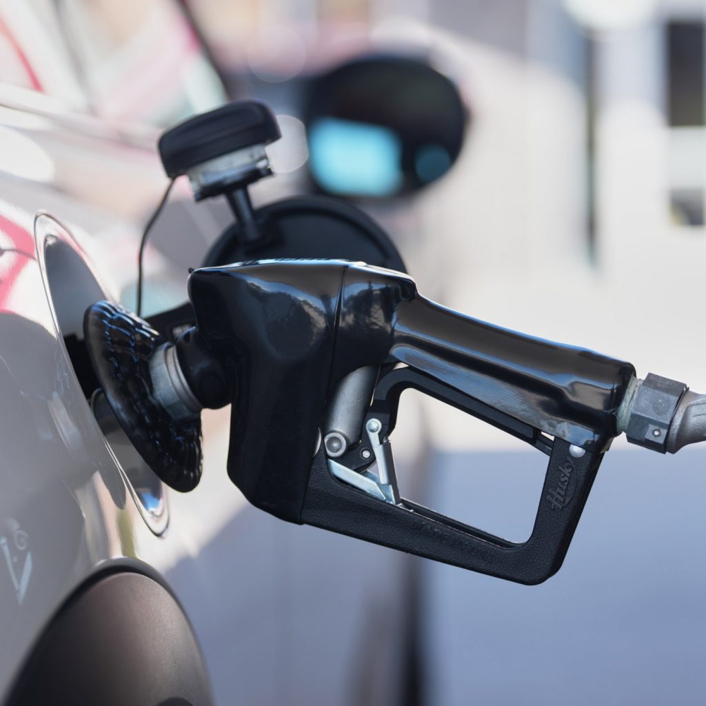California leads lawsuit against Trump fuel efficiency
standards rollback