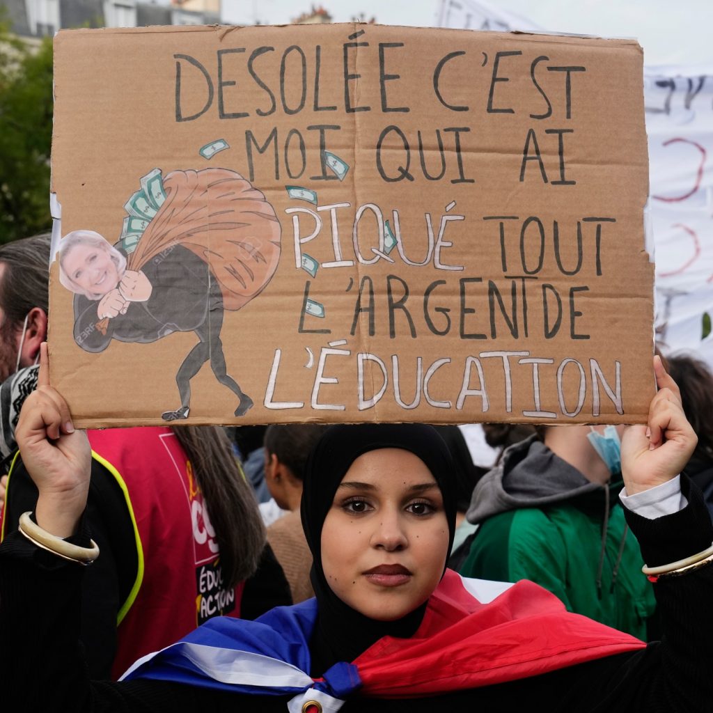 Macron to meet student groups: Where are France’s protests
heading?