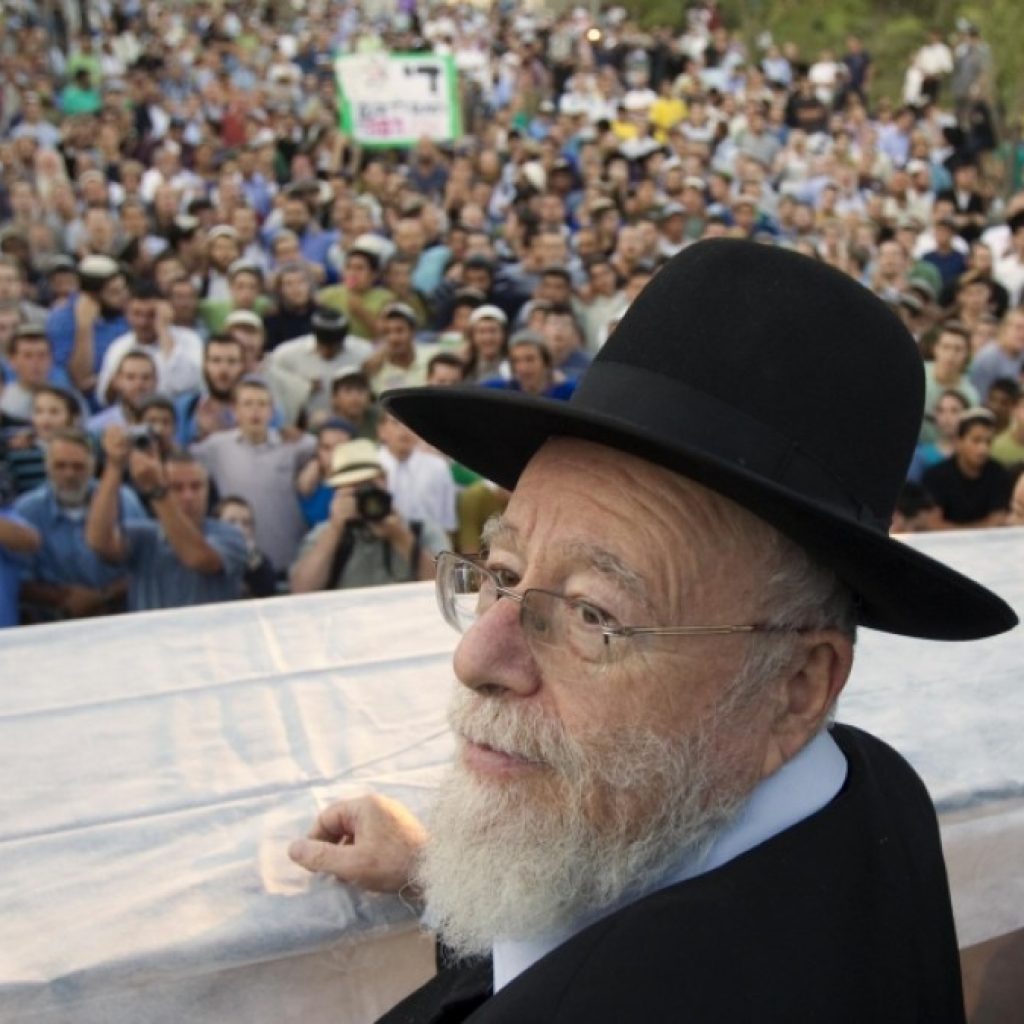 Hardline Israeli rabbi ruling on stolen Palestinian olives
prompts uproar