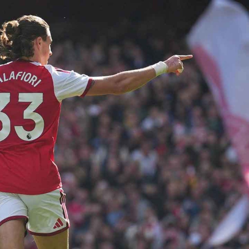 Premier League roundup: Arsenal earns comeback win over
Leeds