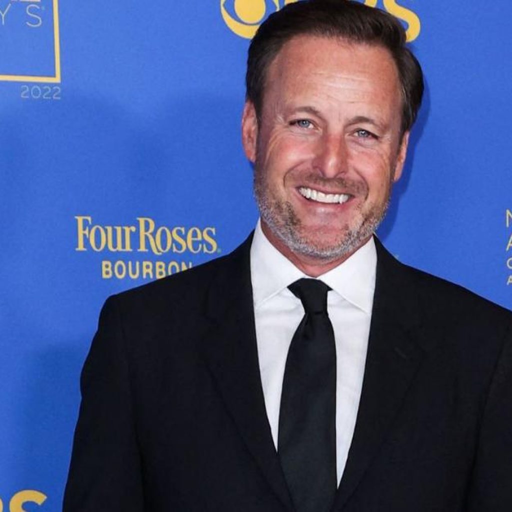 EXCLUSIVE: Chris Harrison Returns to TV With Traditional
Dating Show