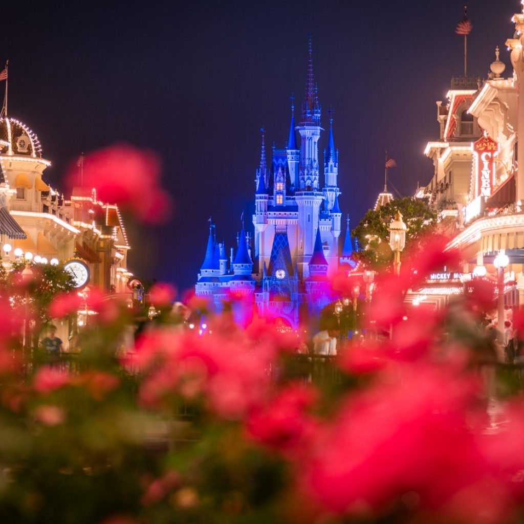 Extended Evening Hours Resort Perk Returns to Magic Kingdom
in 2027