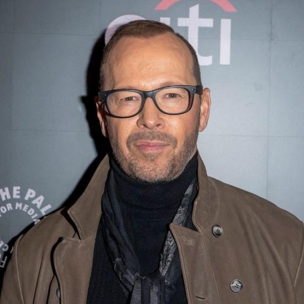 Donnie Wahlberg’s Private Jet Fails to Lift Off and Slams
Into a Fence With Eight People Aboard — The Morning After New Kids
on the Block Closed Vegas Residency