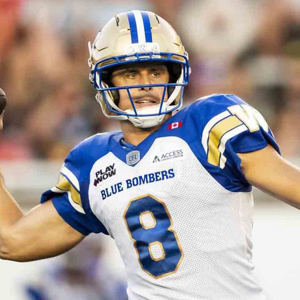 Blue Bombers QB Zach Collaros exits must-win game vs.
Lions