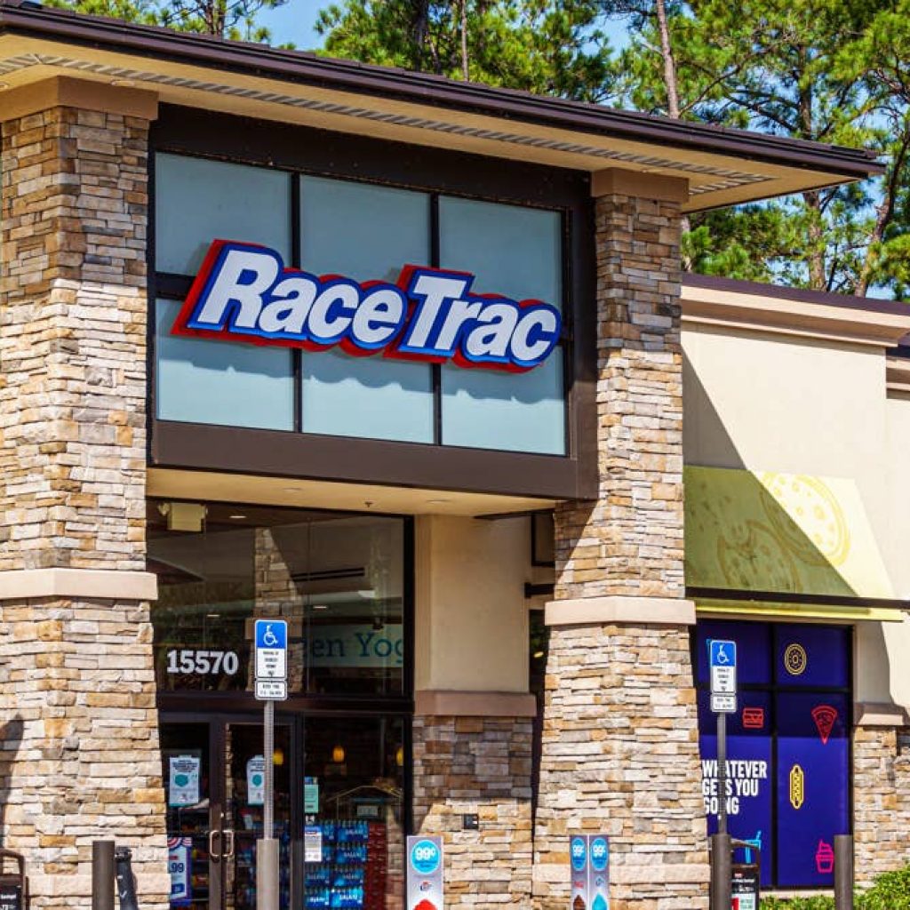 92-year-old RaceTrac convenience store chain expands into new major market