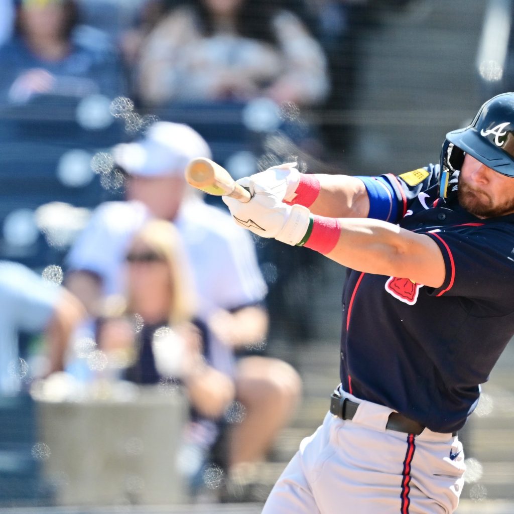 Braves add Brett Wisely to 40-man roster and outright DaShawn Keirsey Jr.
