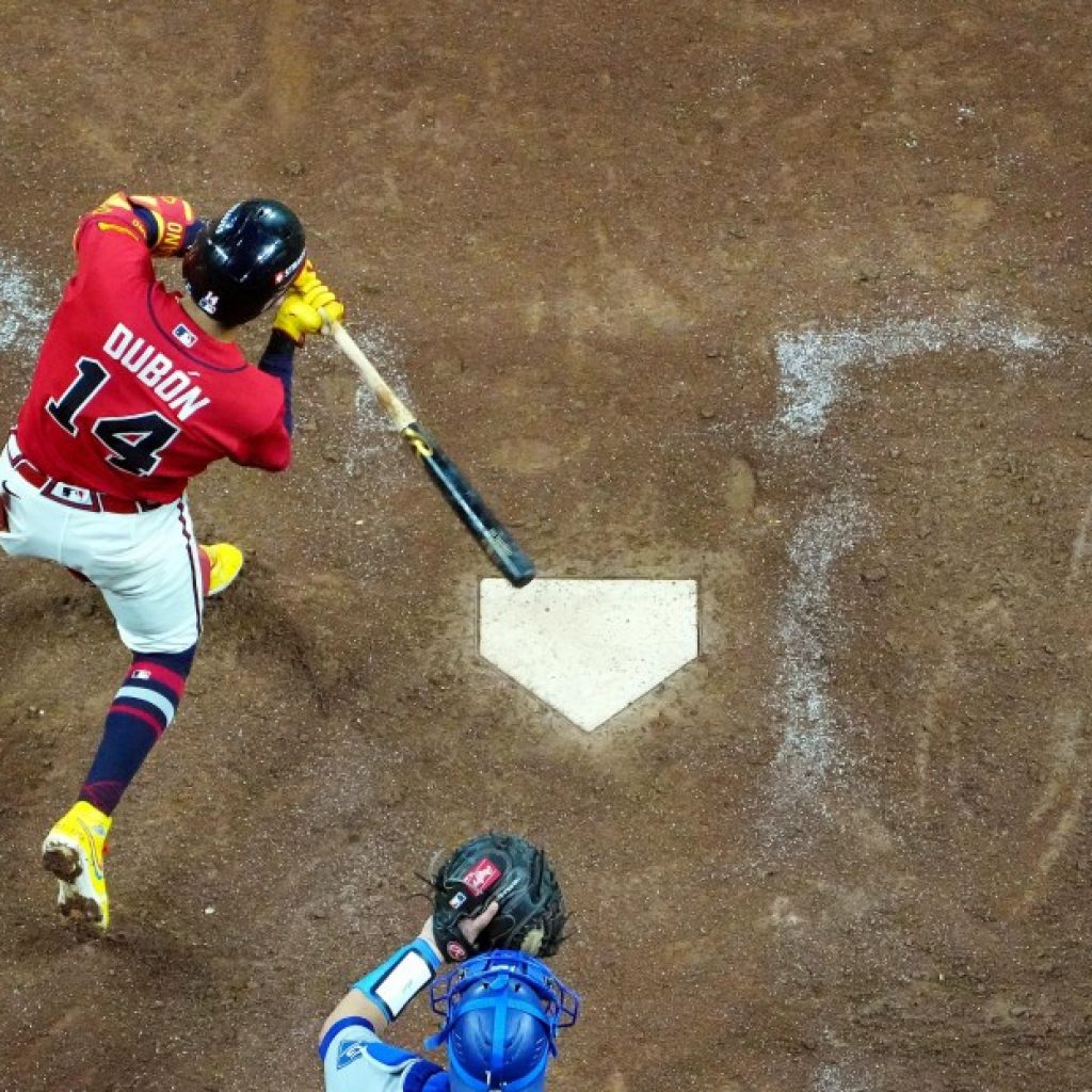 Braves News: Free agent predictions, Arizona Fall League,
and more