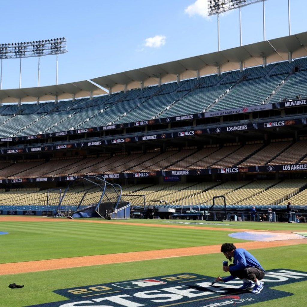NLCS Game 3 chat and discussion