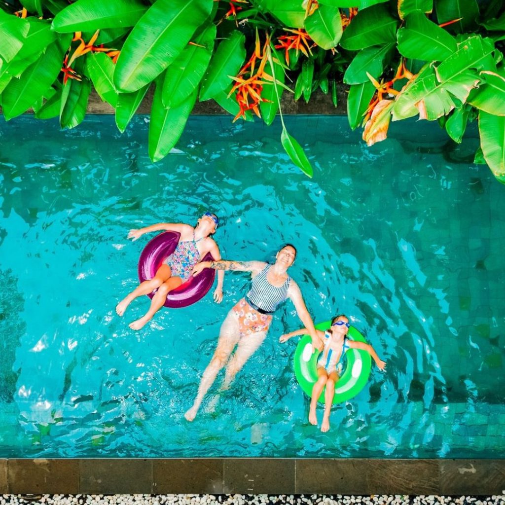 Amex and Airbnb Partnership: $850 in Travel Credits Explained