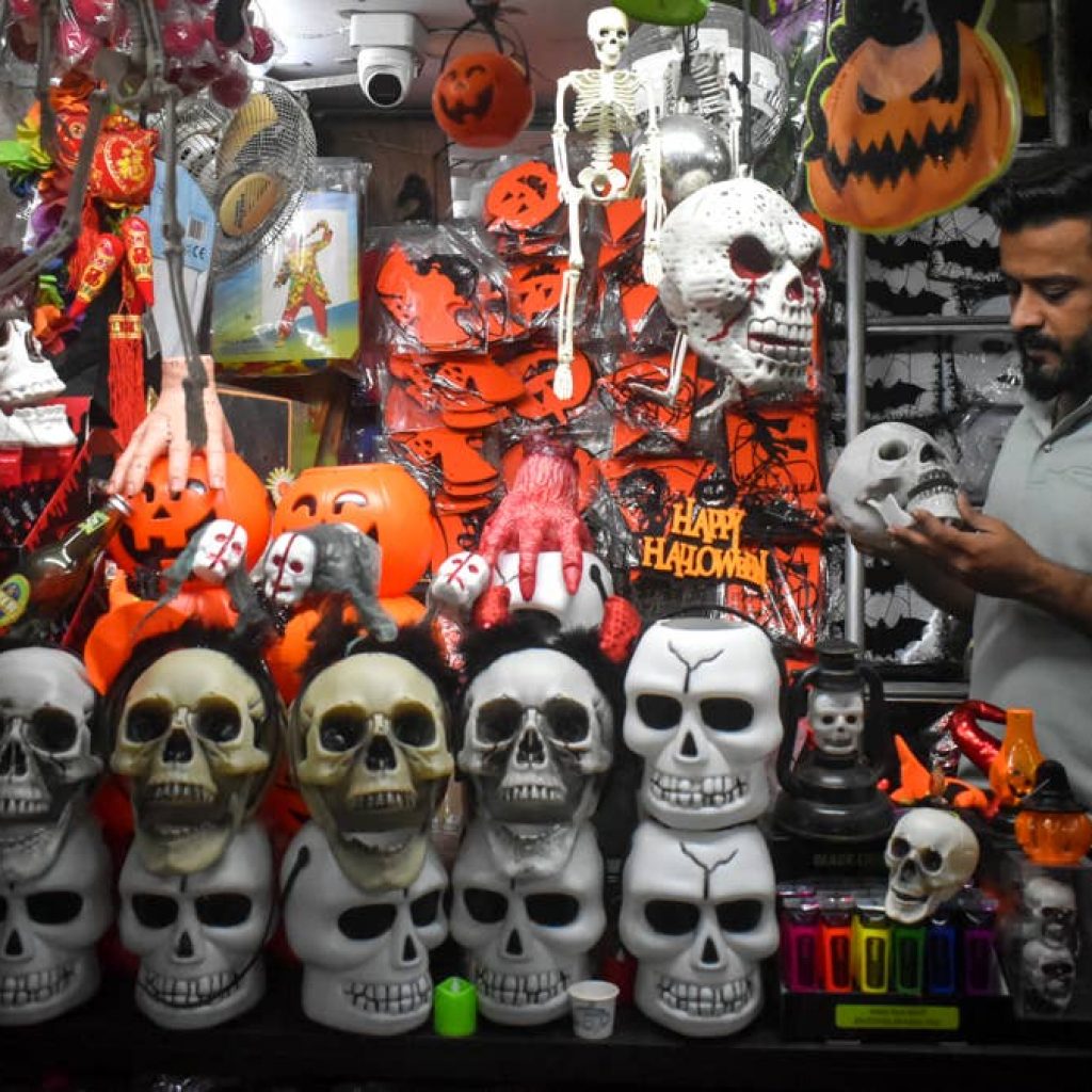 Americans plan to spend more this holiday season. Some will cut groceries to afford it.