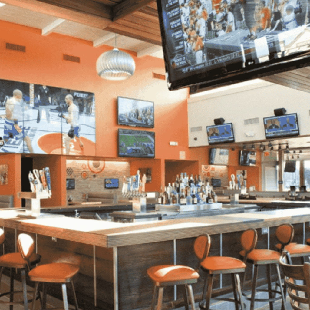 Hooters closing more restaurants in bankruptcy comeback