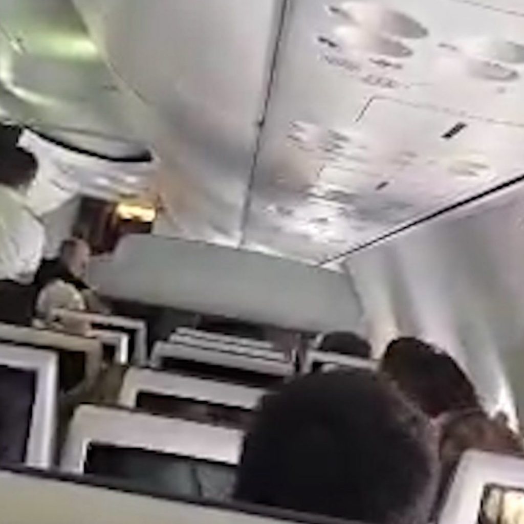 FlyDubai pilot hailed as ‘national hero’ as he describes
attack