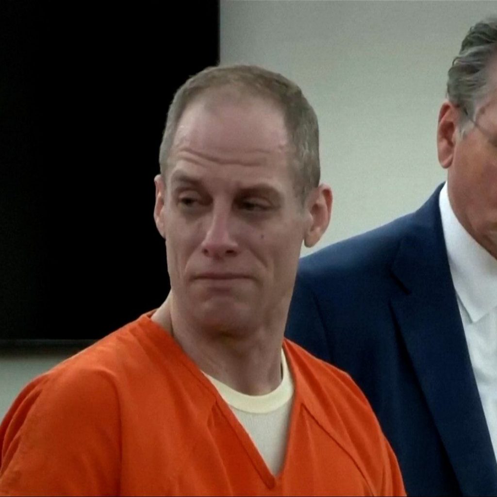 Former ‘American Idol’ singer Caleb Flynn gets life for
wife’s murder